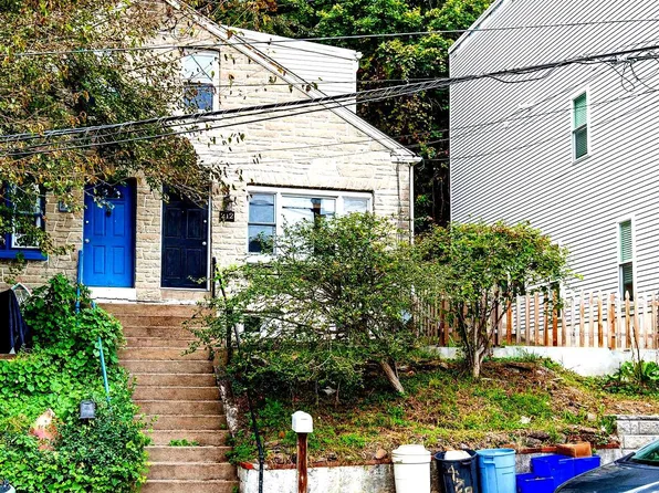 212 Fountain St, Philadelphia, PA 19128