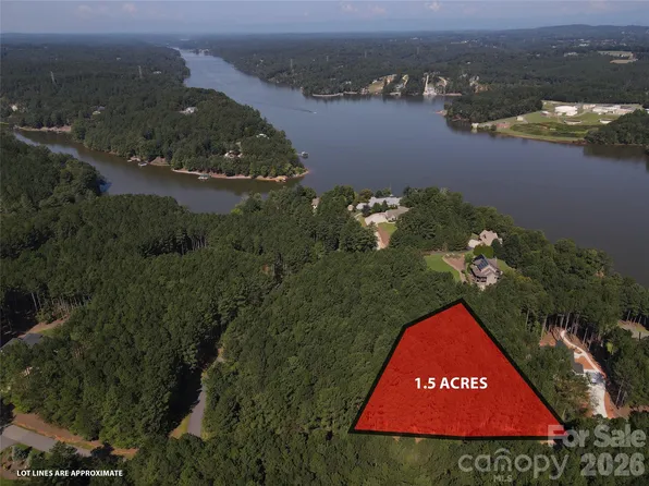 1461 Cordova Dr, Connelly Springs, NC 28612