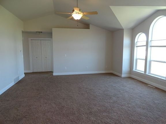 5th image of 2539 Lake Heights Dr