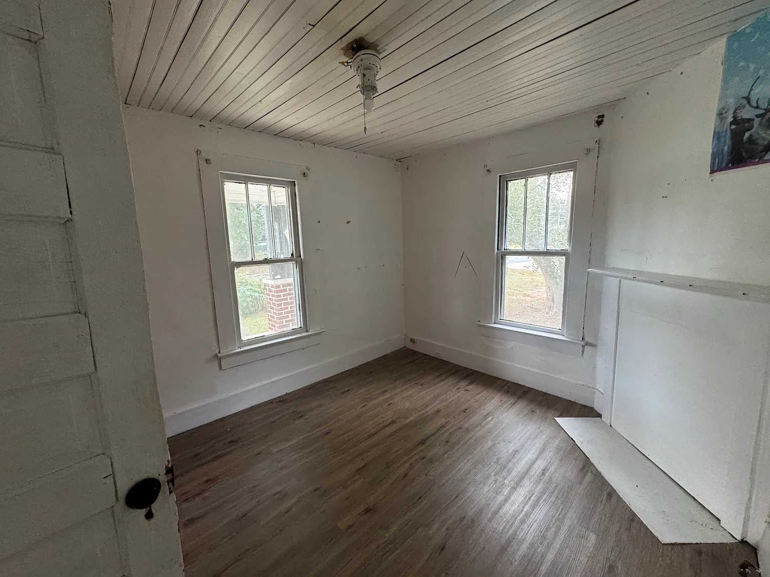 4 bed, 1225 sqft, $1,000 — Photo 3