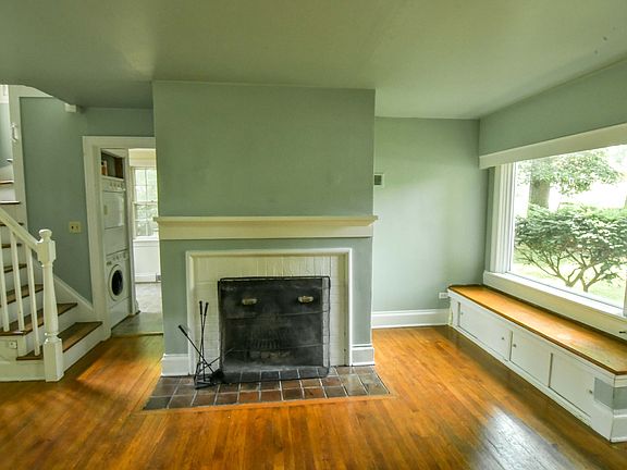 5th image of 112 Cleveland Ave APT A