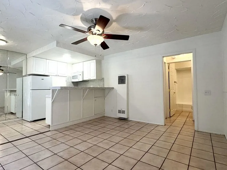 73170 Tumbleweed Ln #7 — Photo 2