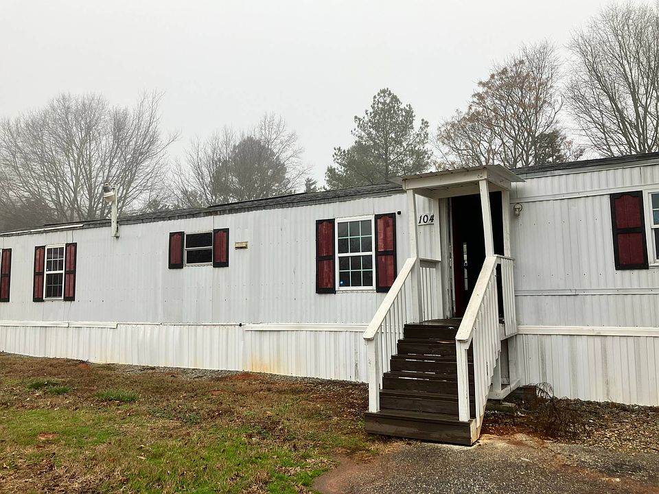 1st image of 104 Gray Court Estates Dr
