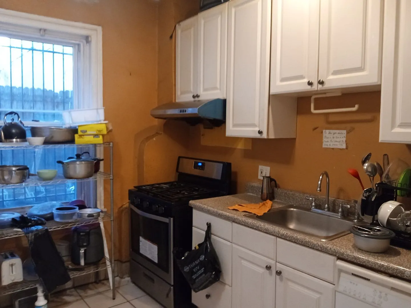 3804 Spring Garden — Photo 3
