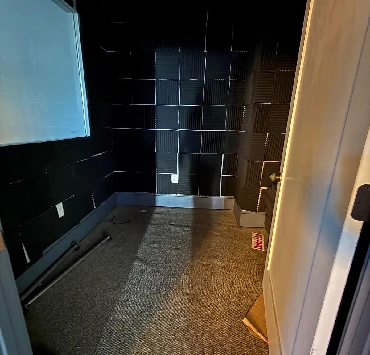 Studio, $6,000 — Photo 4