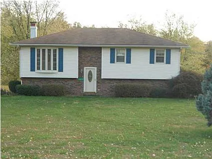2411 Copper Ln photo 1