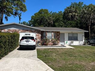 2209 51st Ave W #A-B, Bradenton, FL 34207
