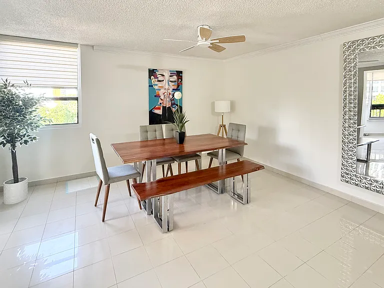 690 Teniente Cesar Luis Gonzalez Ave — Photo 8