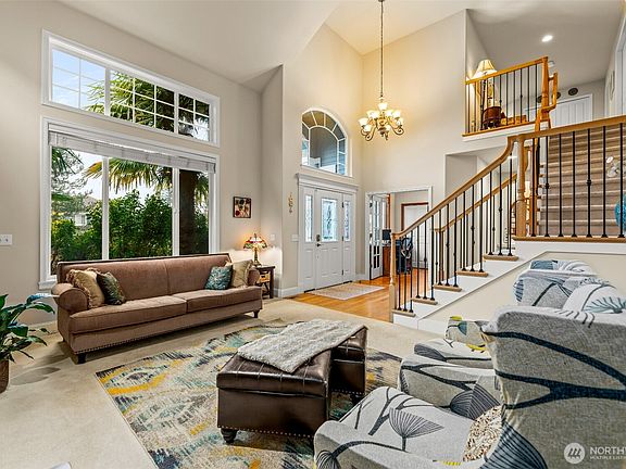 4th image of 18725 35th Drive SE