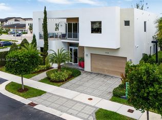 10135 NW 77th St, Doral, FL 33178