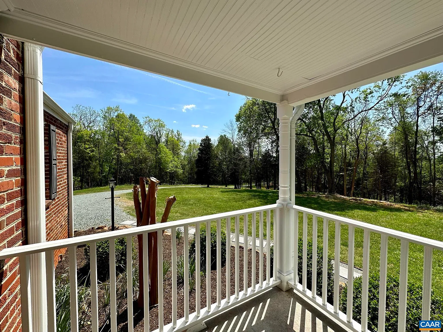 5 bed, 3.5 bath, 3552 sqft, $3,850 — Photo 2