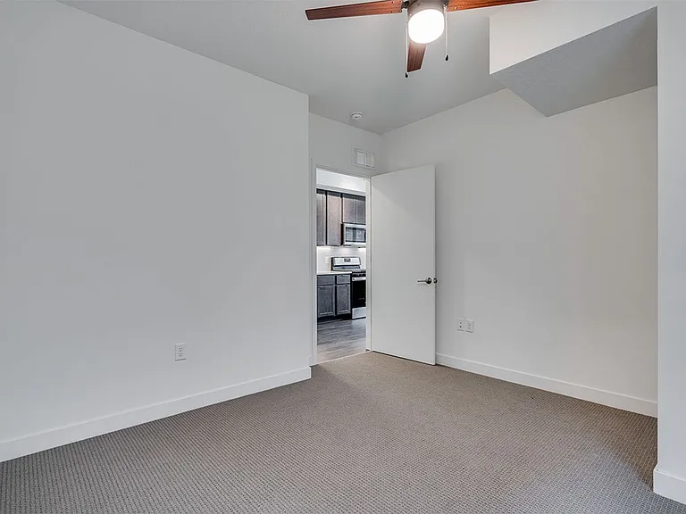 The Donegan Apartments — Photo 69