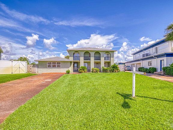 2nd image of 5616 Grande Lagoon Ct