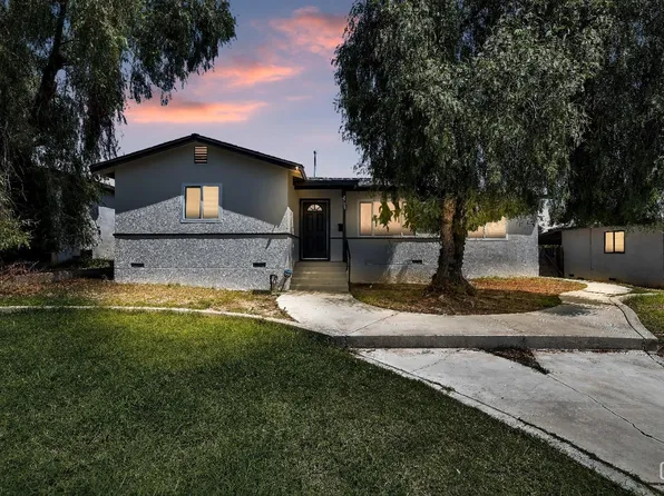 2705 Dartmouth St, Bakersfield, CA 93305