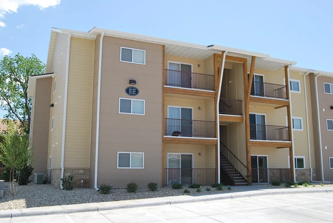 Scenic Woods Apartments — Photo 3