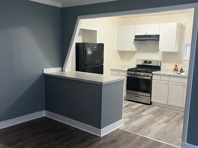 18 Eli St #1 — Photo 11