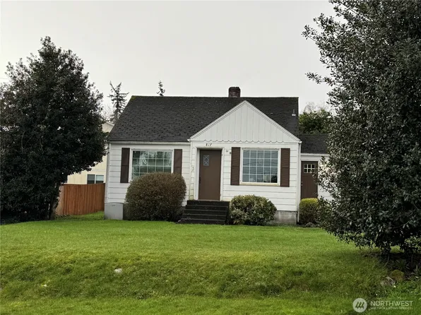 817 34th Street, Anacortes, WA 98221
