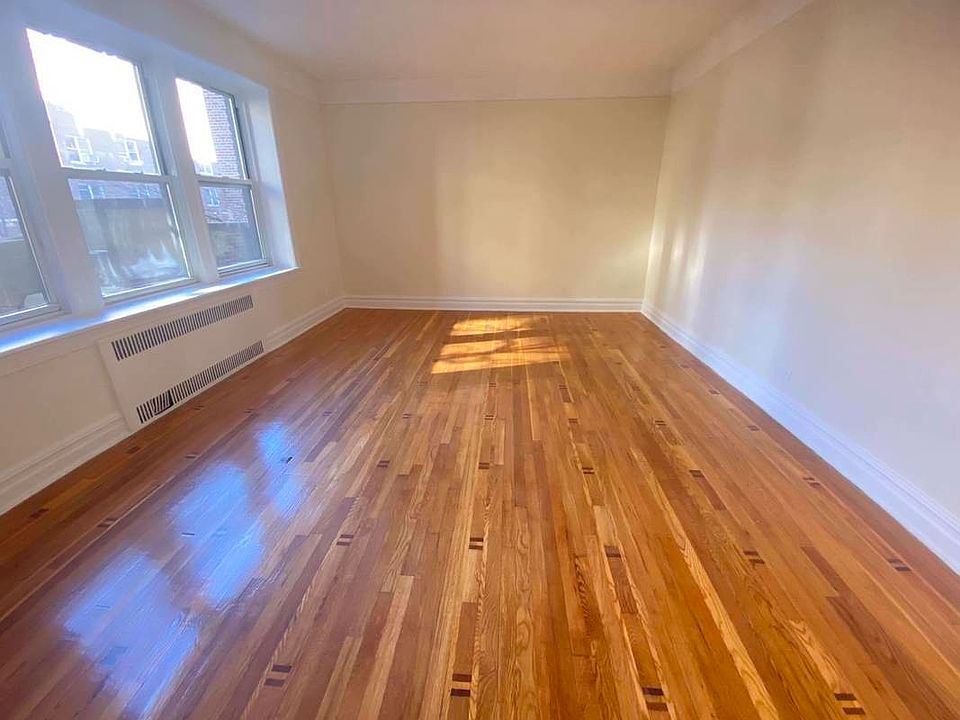 1st image of 62-82 Saunders St #E2