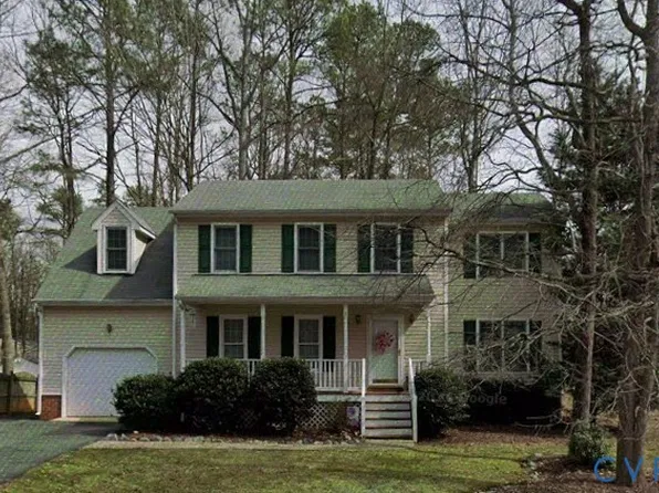 1219 Amber Forest Dr, Midlothian, VA 23114