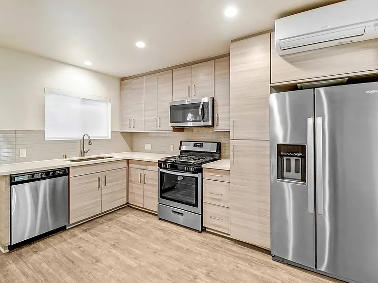 Citra Apartments — Photo 33