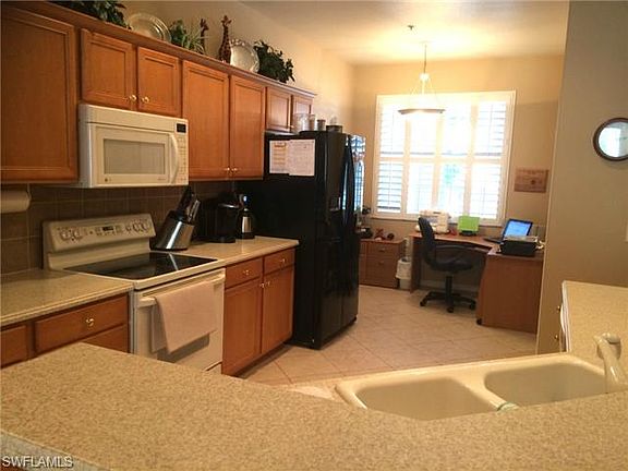 4th image of 4874 Hampshire Ct APT 105