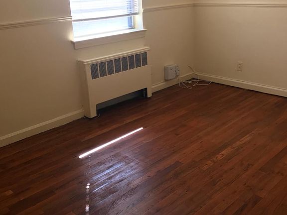 5th image of 2212 Tiemann Ave #2