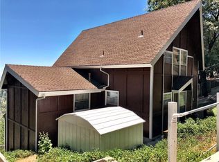 30529 Live Oak Dr, Running Springs Area, CA 92382