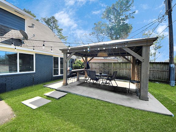 4th image of 7335 Tall Pines Dr