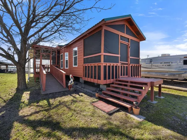 2092 Pelican Isle Dr, Kerens, TX 75144