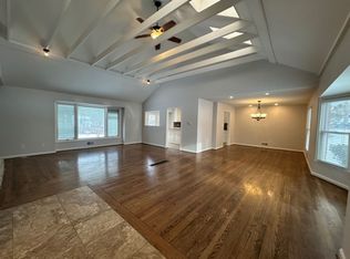 10240 Granada Ln, Overland Park, KS 66207