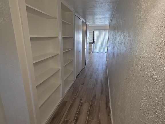 4th image of 10218 White Elm Rd