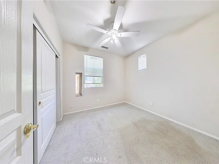 15 Elmhurst St — Photo 19