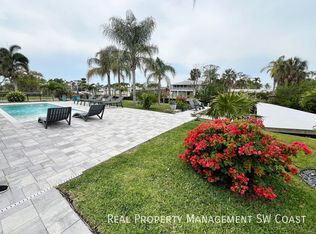 18100 Pioneer Rd, Fort Myers, FL 33908