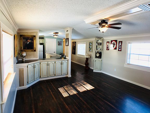 3rd image of 2067 N Pinewood Dr
