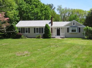 1084 Main St, Norwell, MA 02061