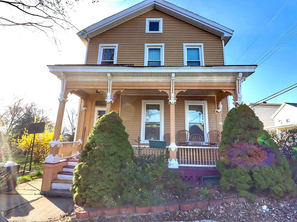 1st image of 34 Kimball St #1