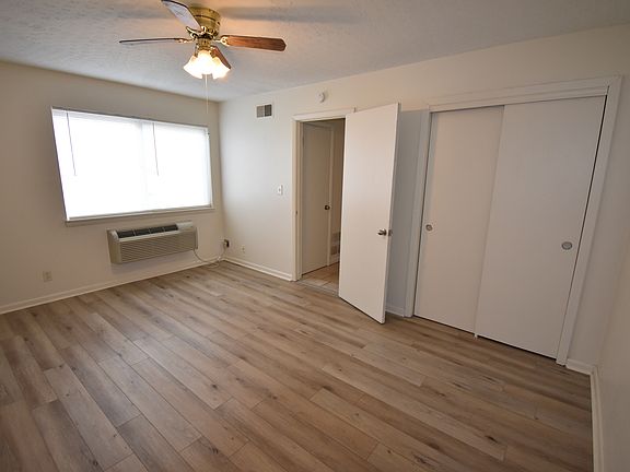 4th image of 1026 W 24th St APT 7