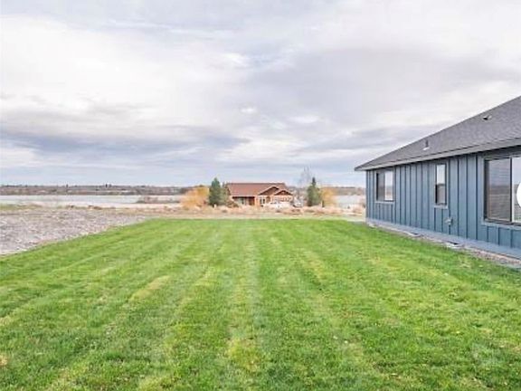 3rd image of 6372 Farrer Way