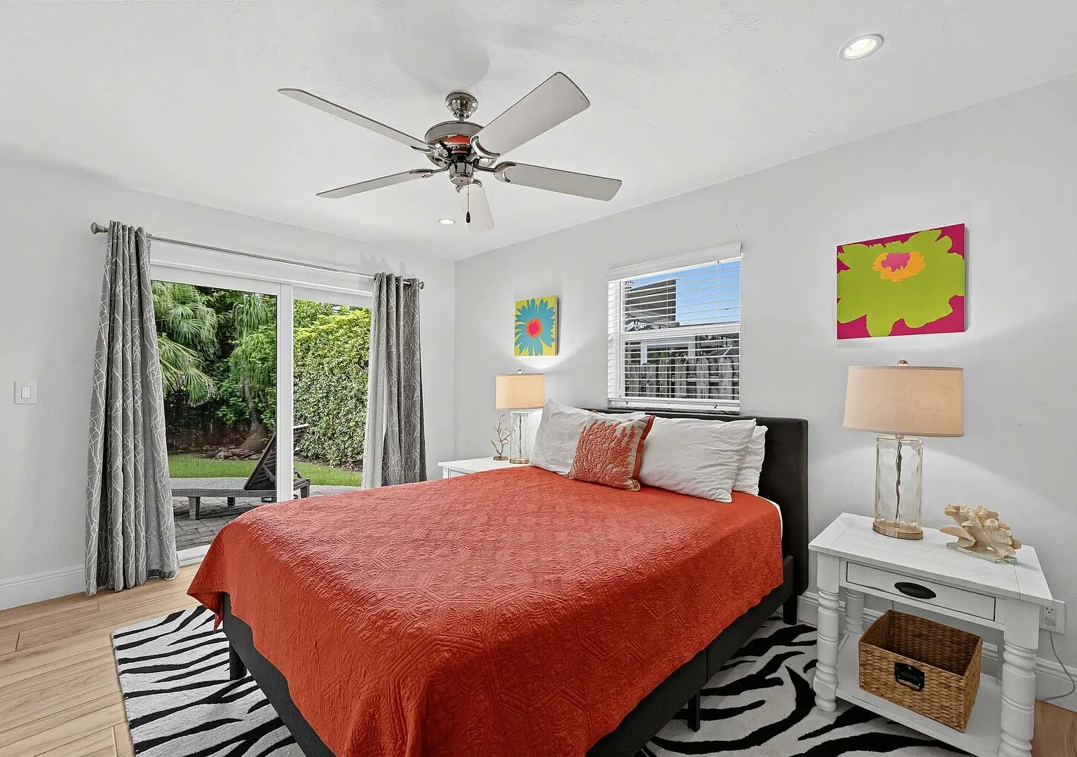 Coastal Naples Park Getaway - Garden, Grill, Beach Nearby — Photo 4