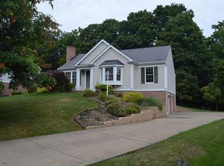 106 Trotwood Dr, Canonsburg, PA 15317