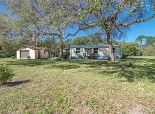 262 Debra St, Inglis, FL 34449
