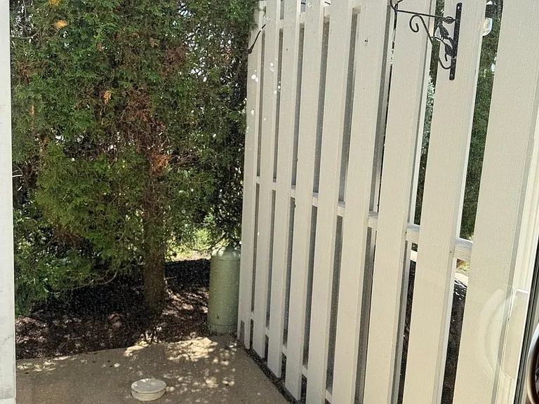 101 S Oakhurst Dr — Photo 15