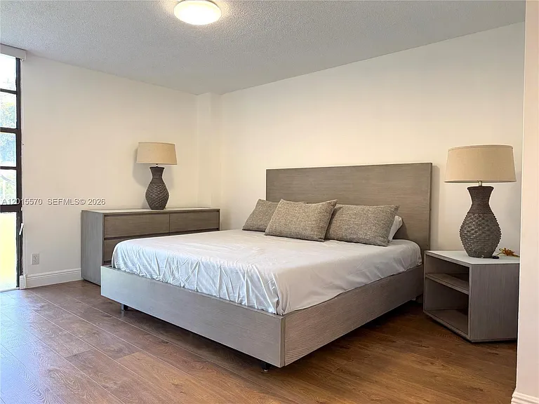 20400 W Country Club Dr #209 — Photo 10
