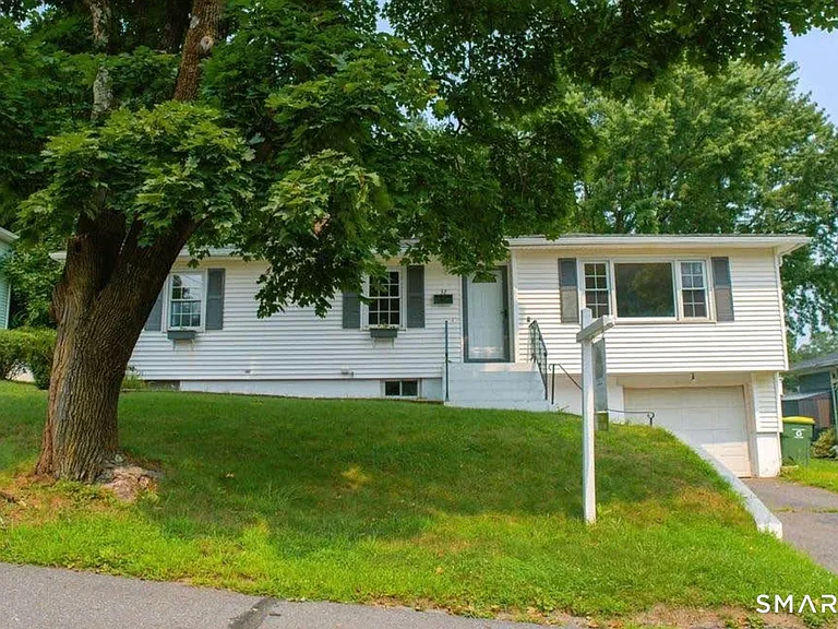 32 Kaynor Dr — Photo 9