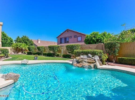 2nd image of 7011 W AURORA Drive