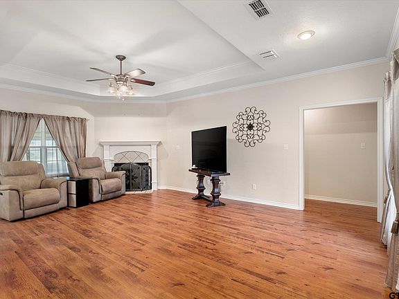 3rd image of 123 County Road 3101