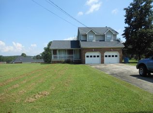 8033 Bork Memorial Dr, Ooltewah, TN 37363