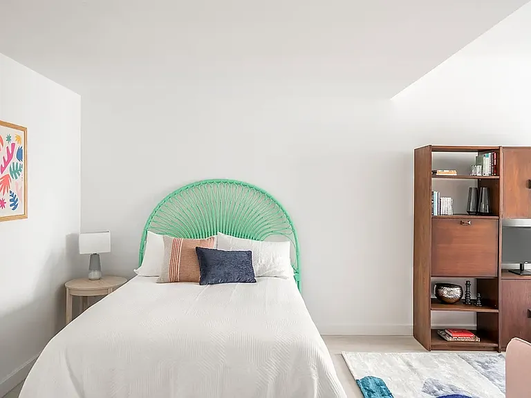 350 Clarkson Ave #725 — Photo 3