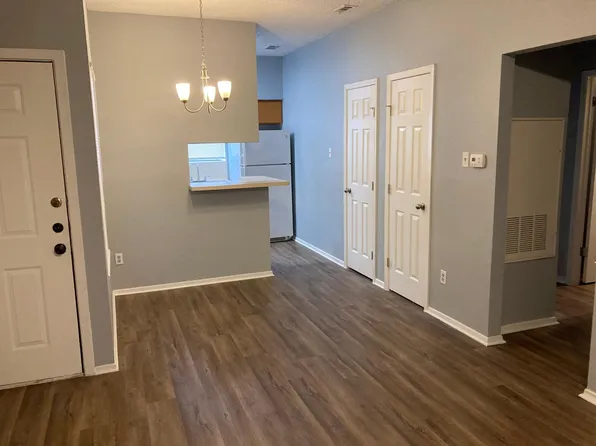 9500 Manchaca Rd #A, Austin, TX 78748