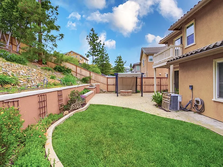 936 Citrine Way — Photo 35